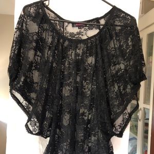 Annabelle oversized top